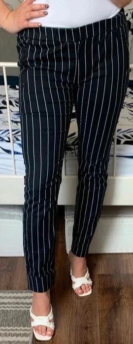 Spodnie legginsy basic classy w granatowo-białe paski XL 42 L 40