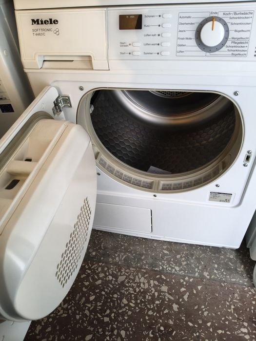 Сушильна машина Miele з Німеччини