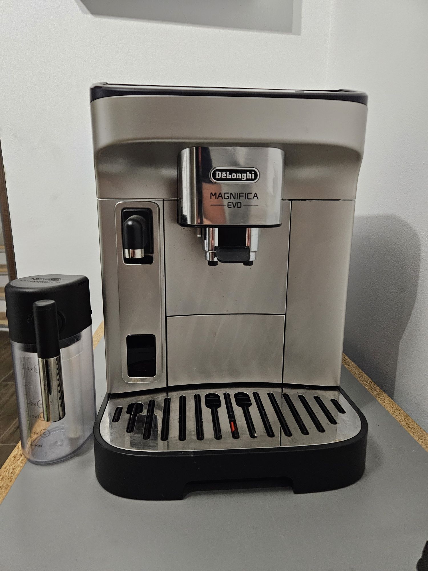 Delonghi magnifica evo