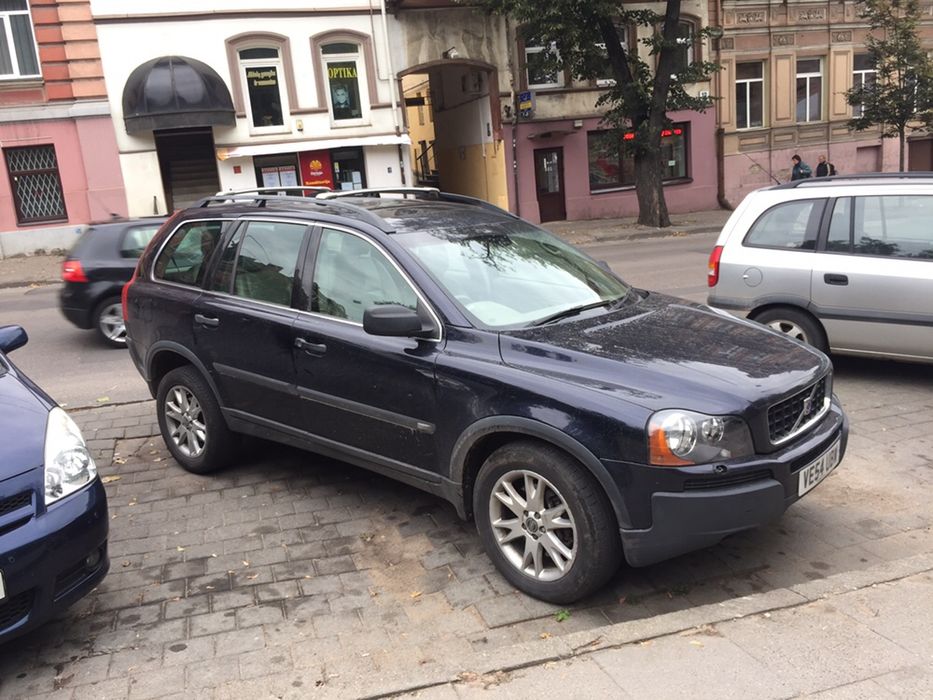 Разборка Volvo XC90 на запчасти