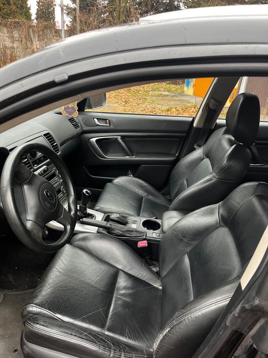 Subaru Legacy, sprzedaję jako uszkodzony