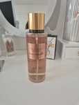 VIctoria's Secret Bare Vanilla mgiełka do ciała