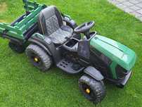 Ciągnik na akumulator wygląd John Deere