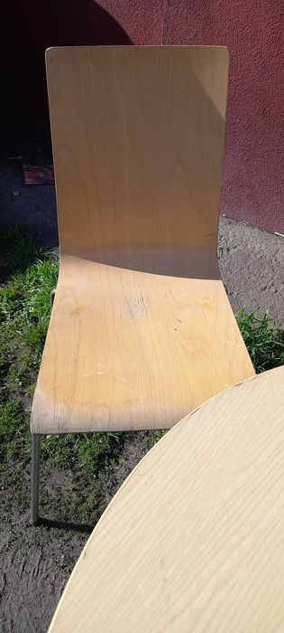 Zestaw stolik kawowy + 4 krzesełka