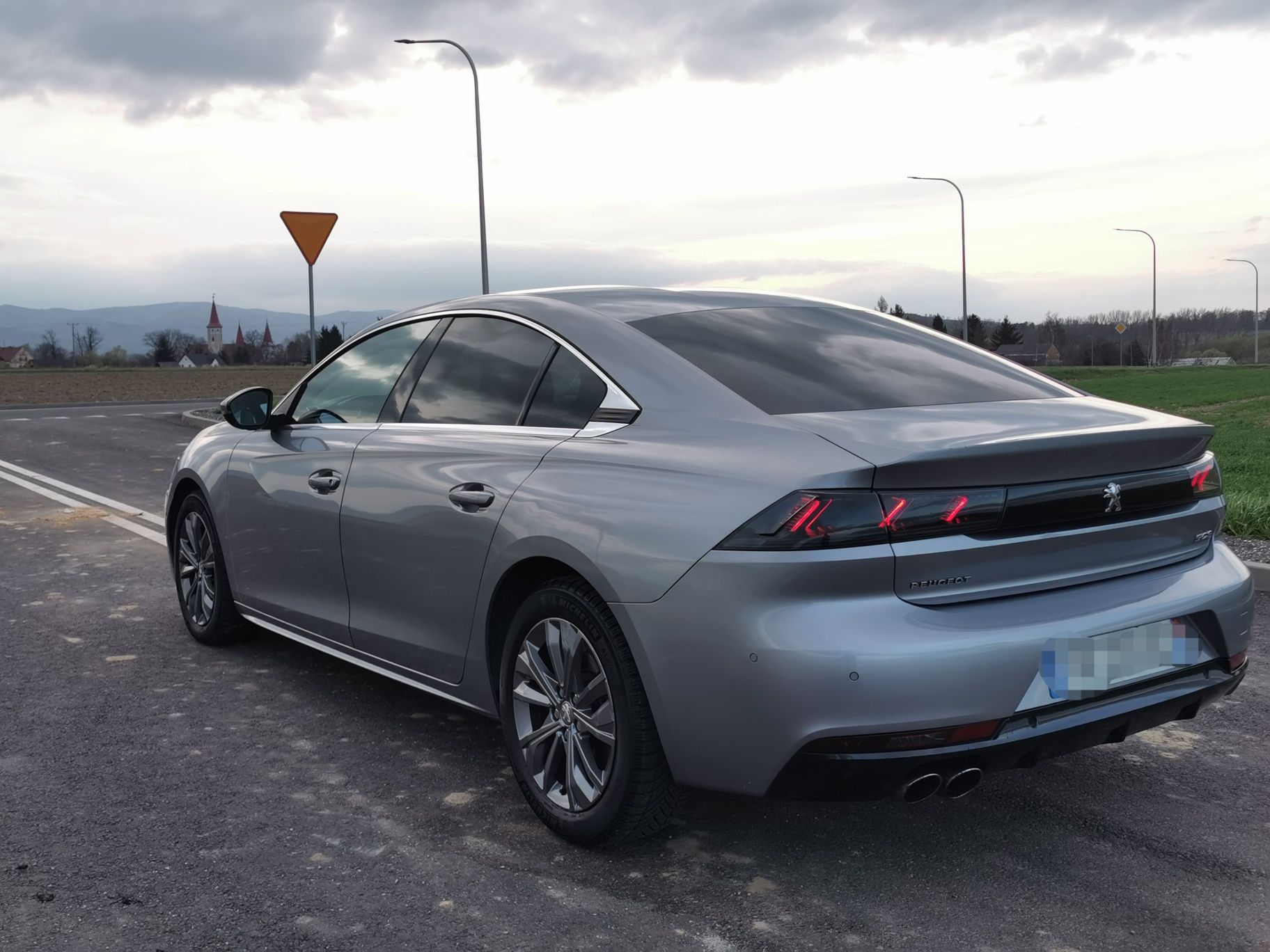 Peugeot 508 2.0d 177km full Led skóra Sprzeda zamienię Navi  kamera