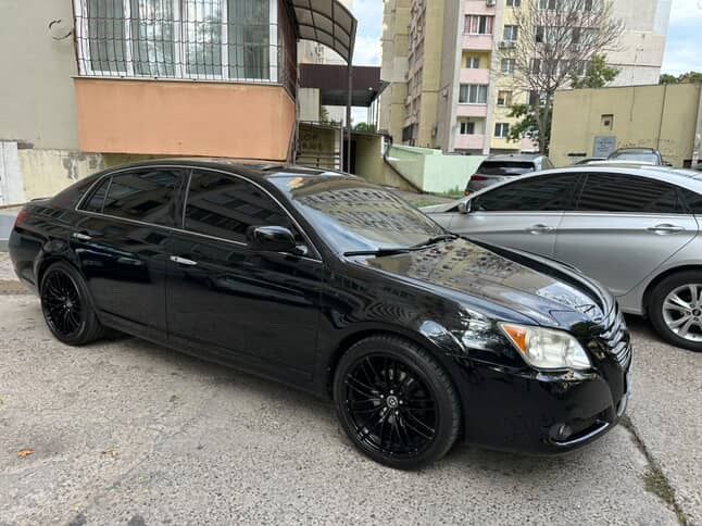 Продам Toyota Avalon