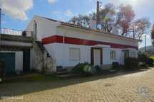 Prédio T10 em São Salvador da Aramenha de 462,00 m2