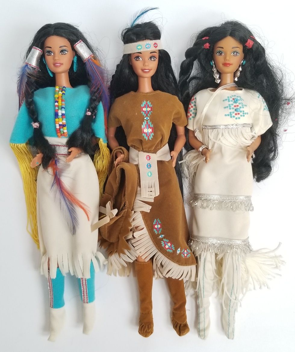 zestaw 3 lalek Barbie dotw ( Native American )