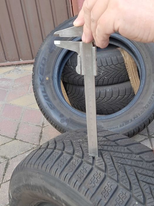 komplet opon zimowych Falken Eurowinter 185/65R15