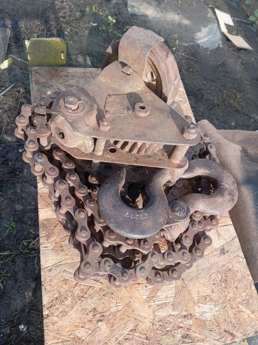 Лебідка ланцюгова таль.