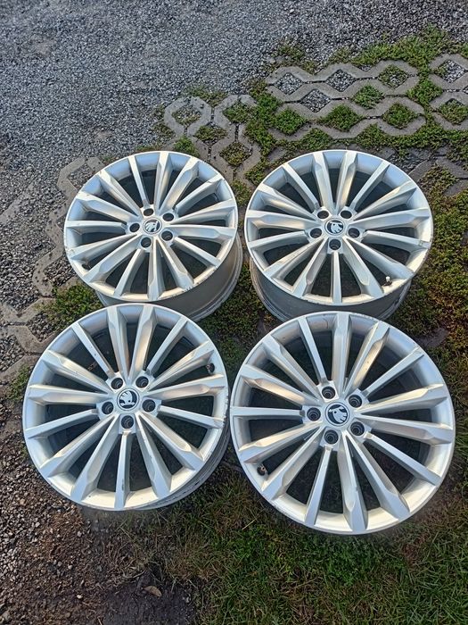 Alufelgi 19 Skoda Superb 5x112