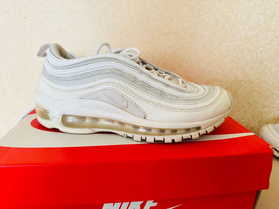 Кроссовки кросівки оригінал Nike Air Max 35 размер 22,5