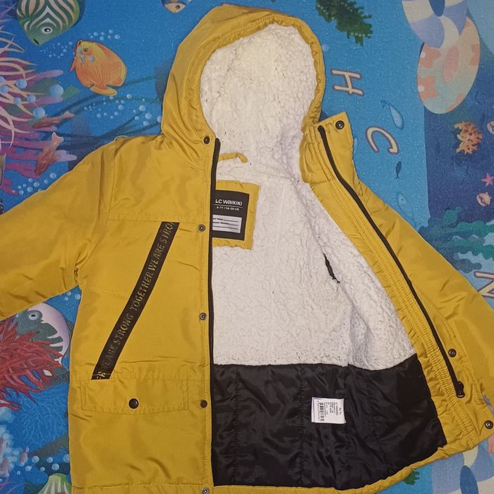 LC WAIKIKI Куртка для мальчика с капюшоном и принтом