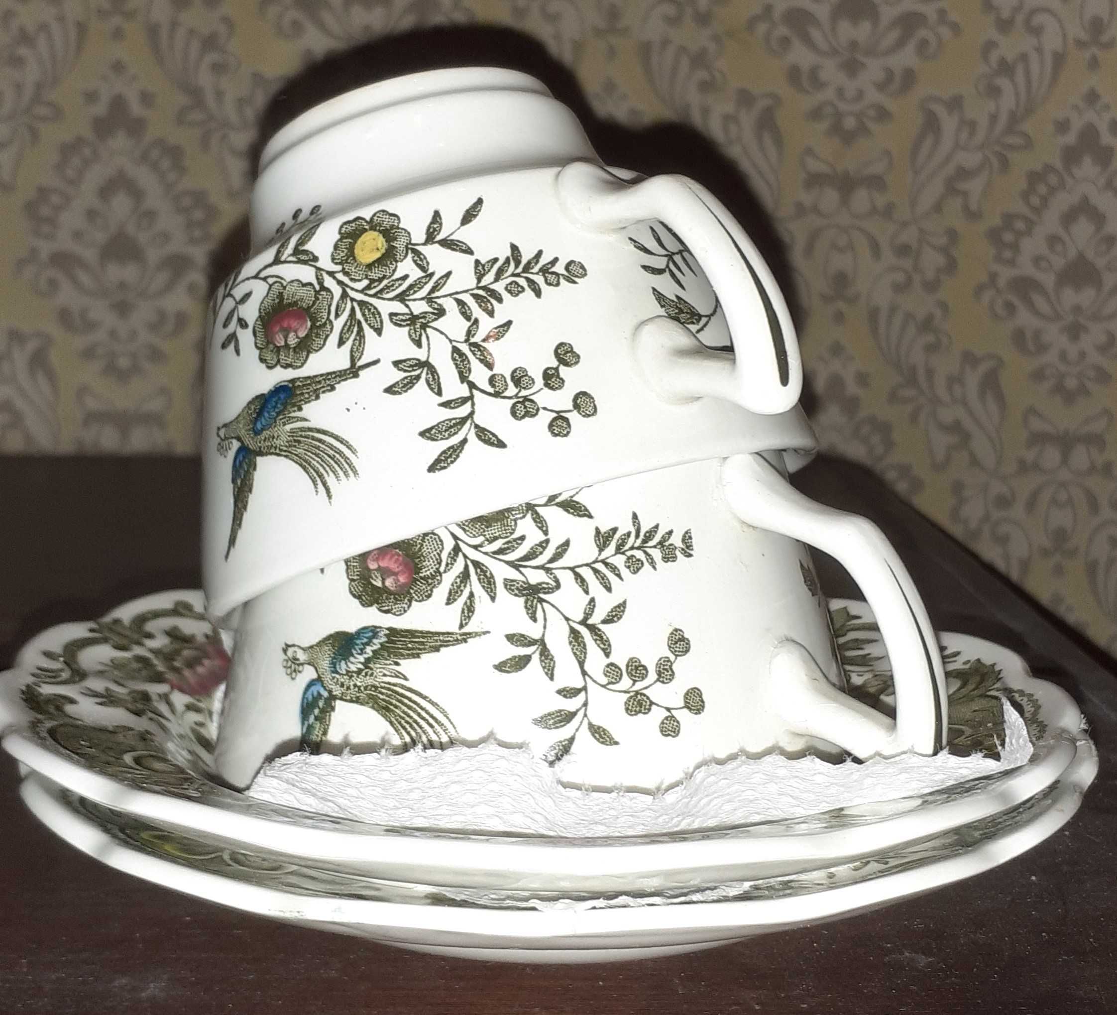 Louça em porcelana vintage marca Ridgway Staffordshire, série Windsor