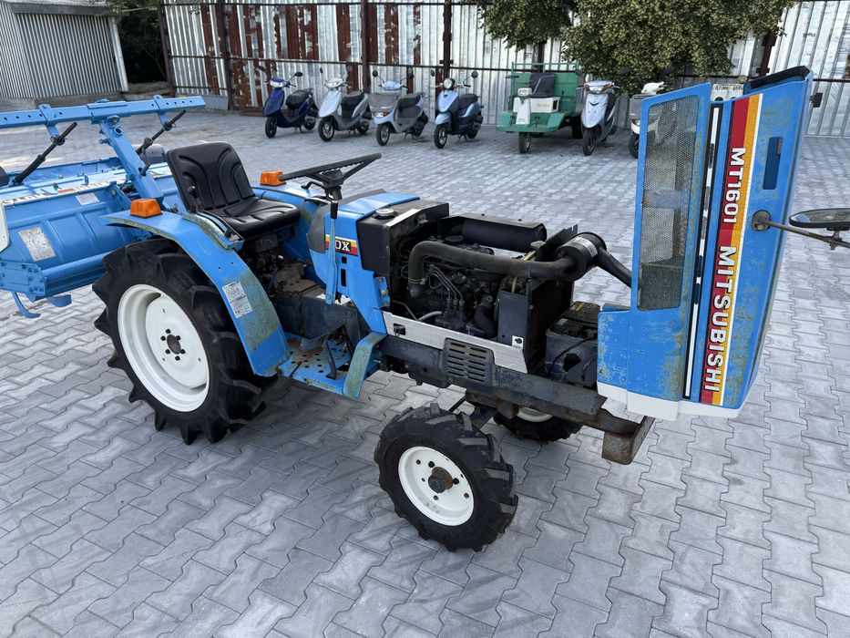 Японський трактор Mitsubishi MT1601