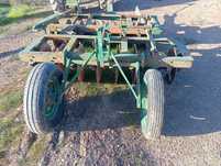 Grade de discos rebocavel com rodas de transporte
