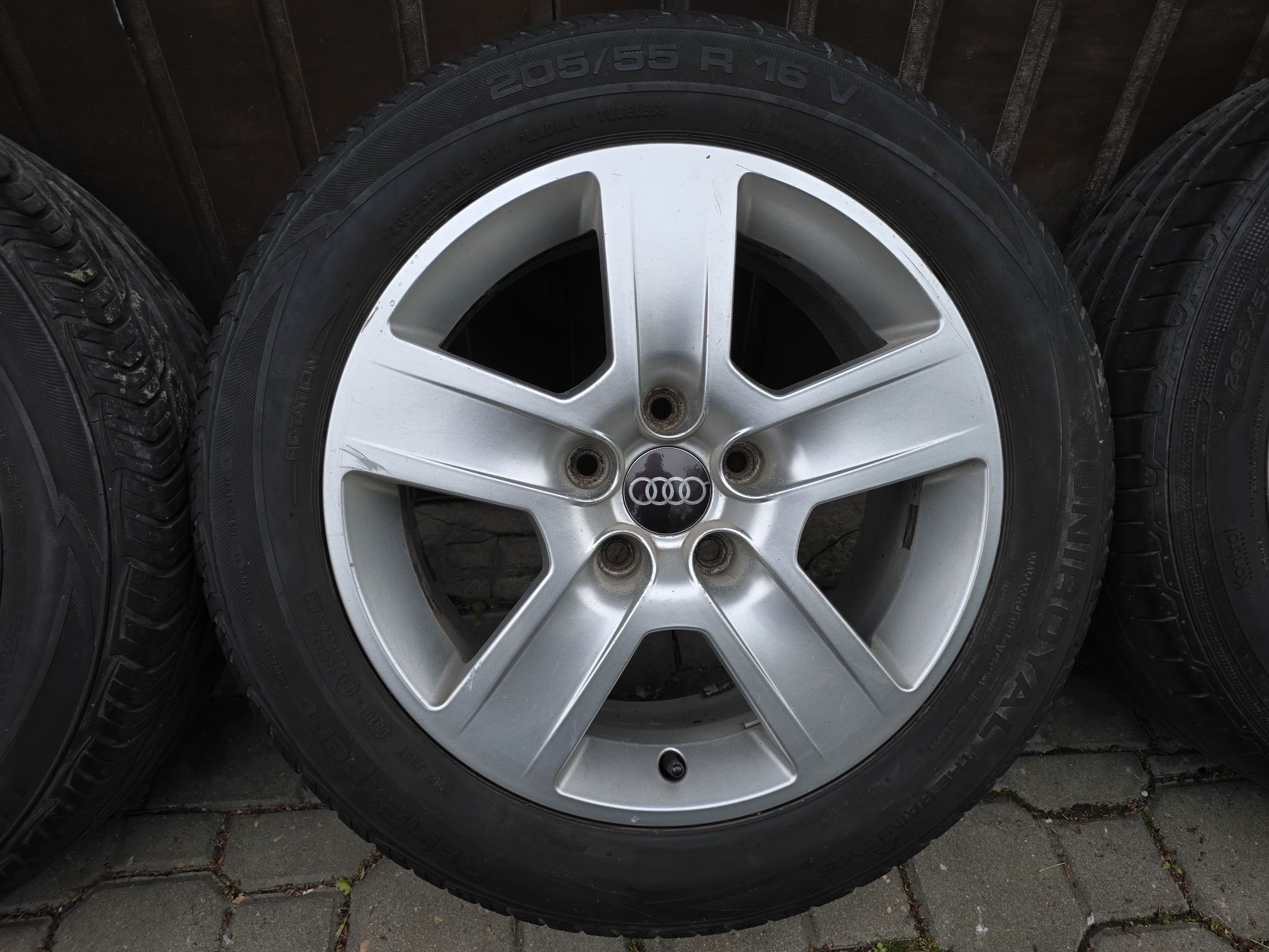 Felgi z oponami 205/55R16 Audi A4 B7 B6 5x112 A3 A6 C6 TT VW Golf