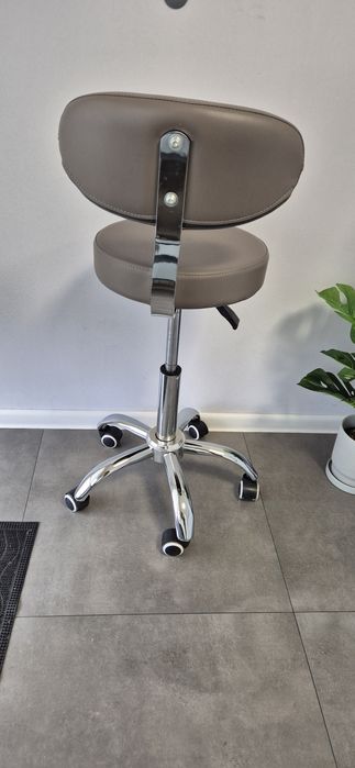 Krzesło/taboret kosmetyczny