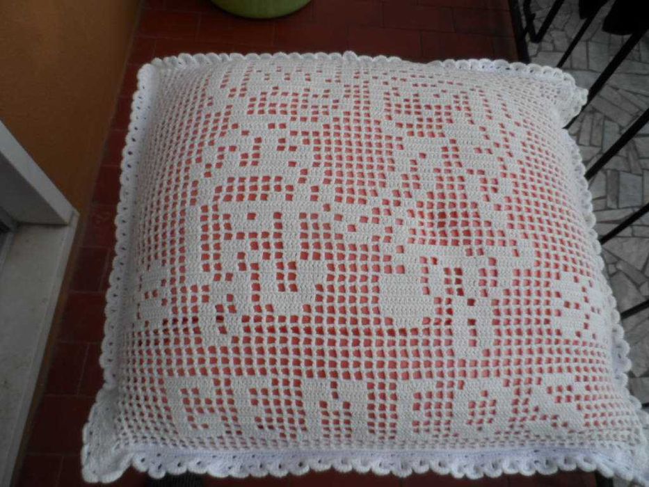 SIGNO  DE GÉMEOS - Almofada em croché