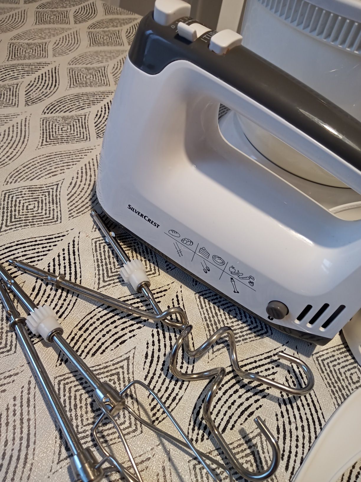Mikser robot kuchenny z misą