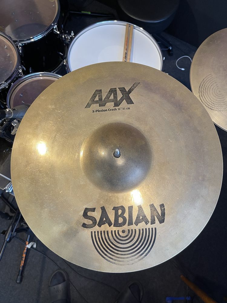 Sabian AAX x-plosion crash 16 talerz perkusyjny