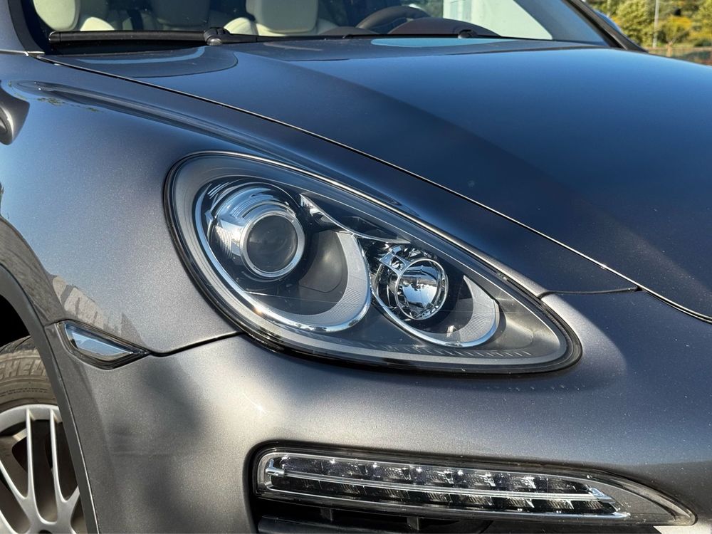 Porsche Cayenne S Hybrid