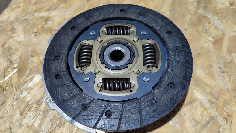 Комплект зчеплення vag 786011
786011