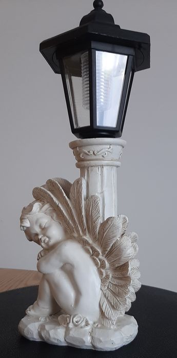 Lampa solarna z aniolkiem śpiącym