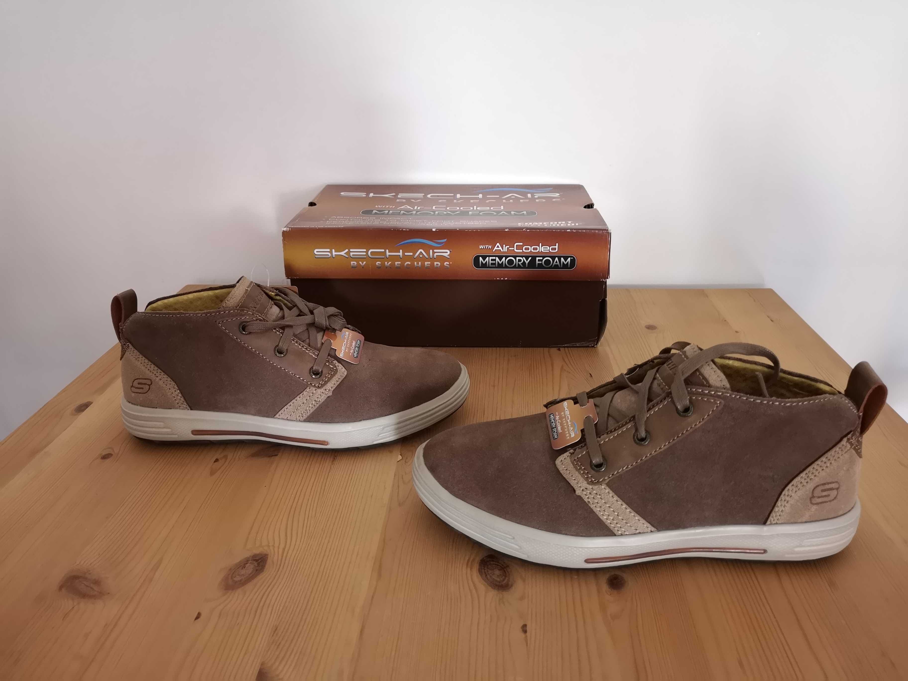 Sapatilhas casuais Skechers em camurça, tamanho 41
