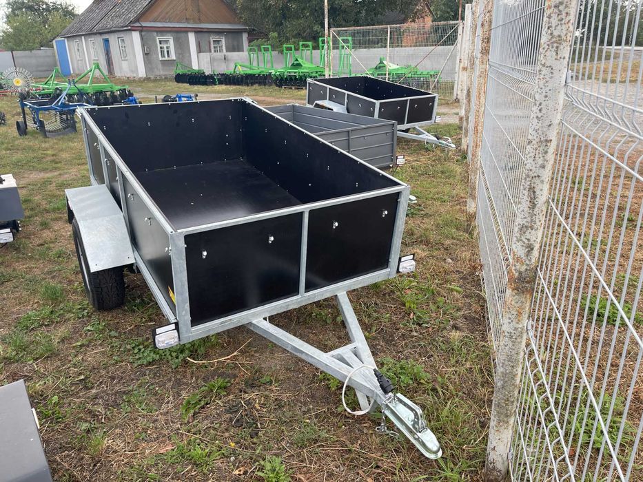 Причіп автомобільний