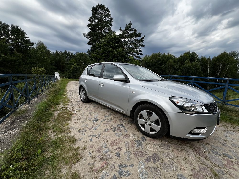 Kia Ceed 1.4 benzyna – 2009 r. – Dobry stan