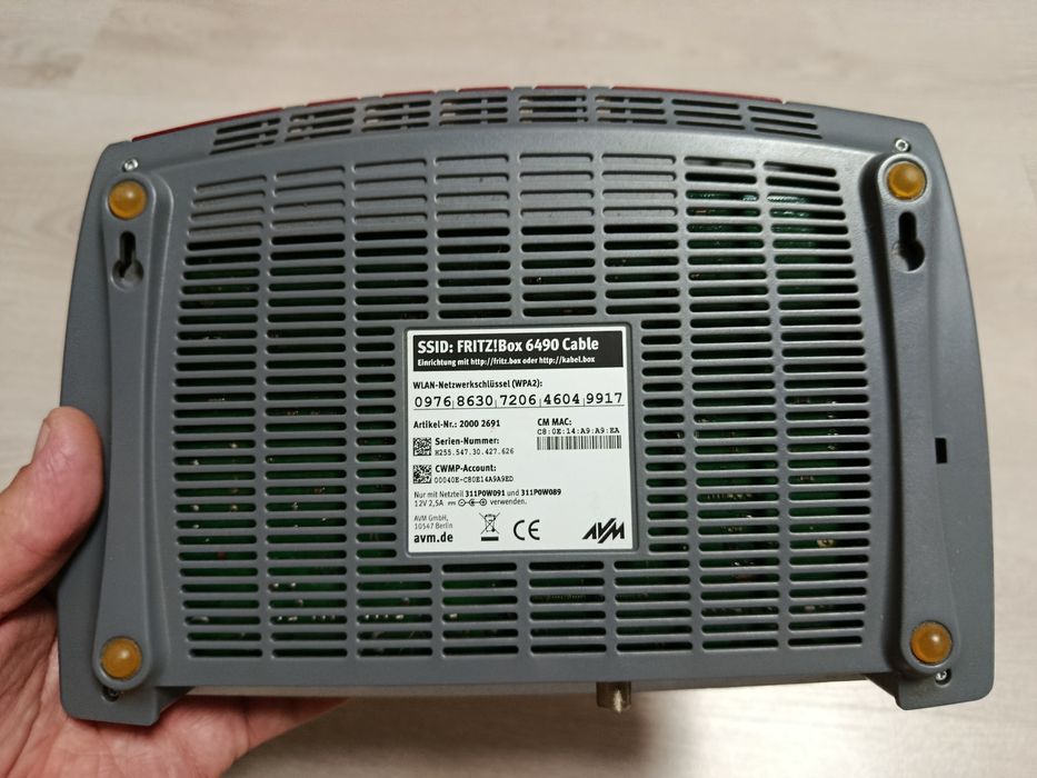 Марщрутизатор роутер FRITZ!Box 6490 Cable