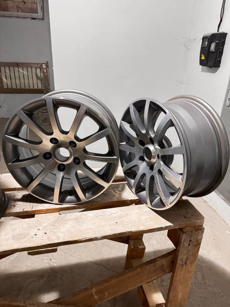 Диски r16 разболтовка 5x114.3 Toyota нові