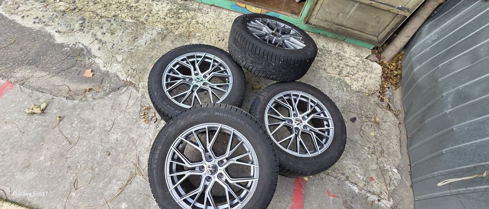 Резина зимняя на новых 17 дисках 225/55 r17
