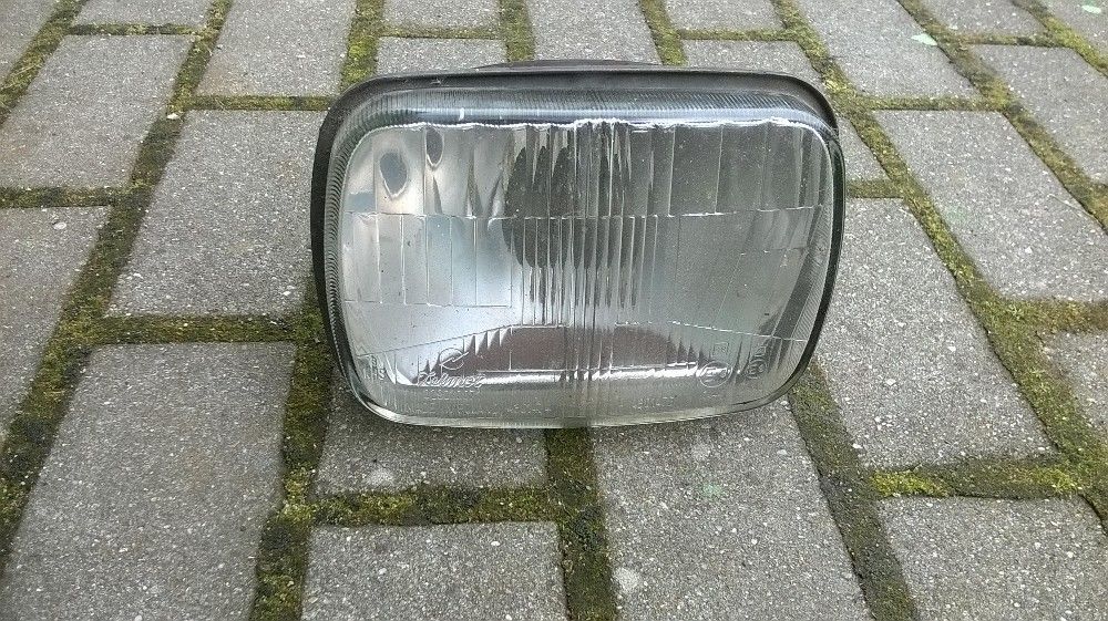 sprzedam reflektor fiat 126p