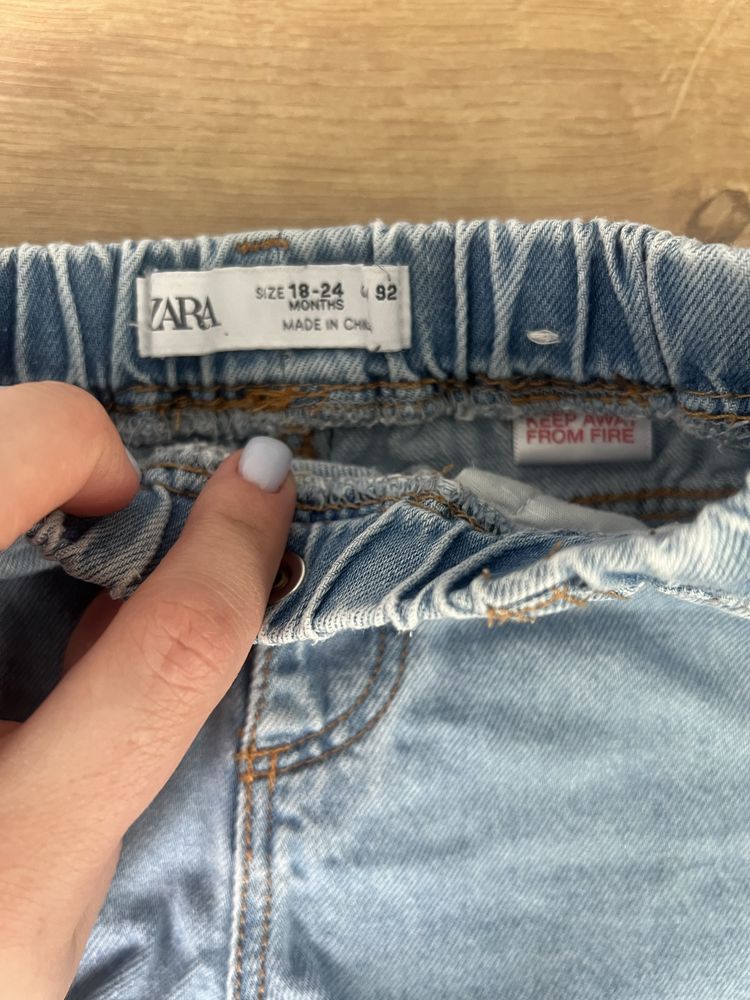 Шорти на дівчинку Zara