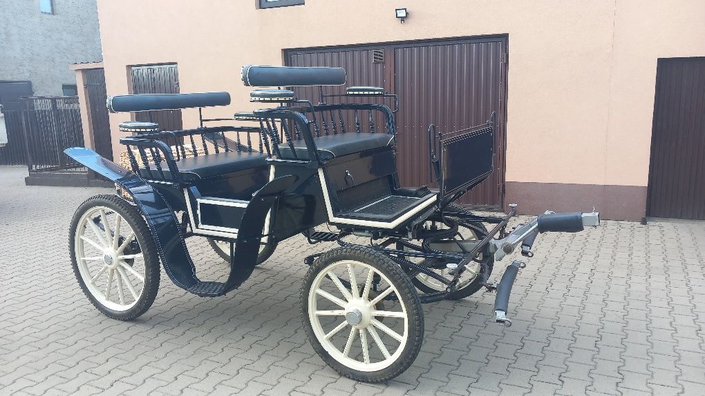 Bryczka victoria vis a vis kareta