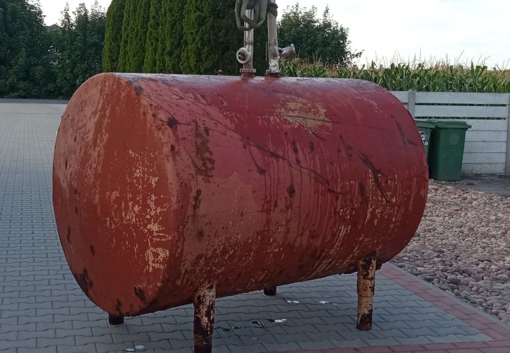 Zbiornik po oleju opałowym dwupłaszczowy