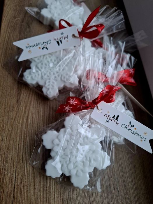 Śnieżynki mydełka świąteczne upominek podziękowanie