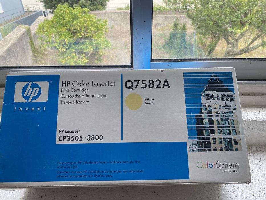Toner novo original HP Q7581A, Q7582A e Q7583A na caixa