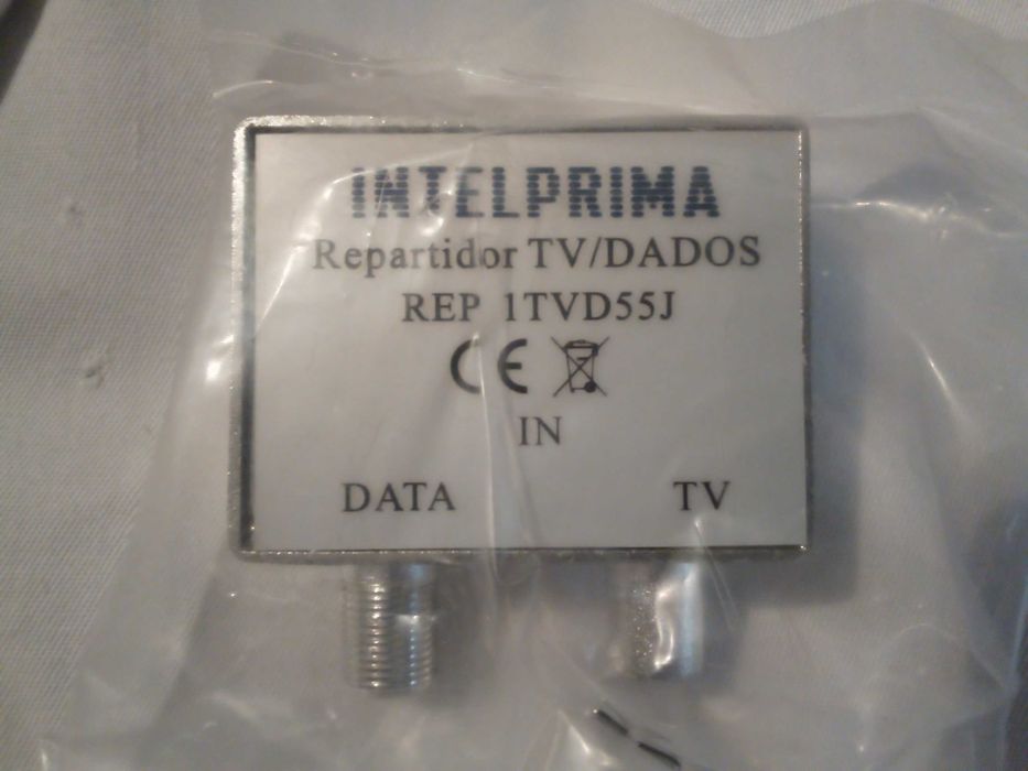repartidor TV/DADOS com cabos