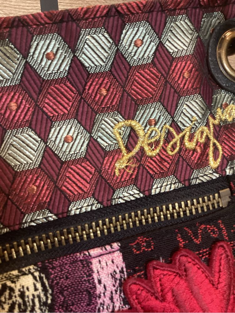 Torebka listonoszka Desigual