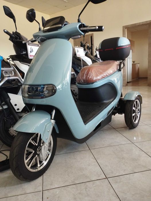 Електромотоцикл .72v. 3 квт. запас ходу 110 км.  швидкість90 км