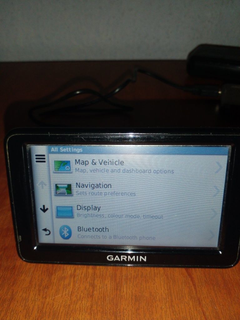 Продам GPS навигатор Garmin