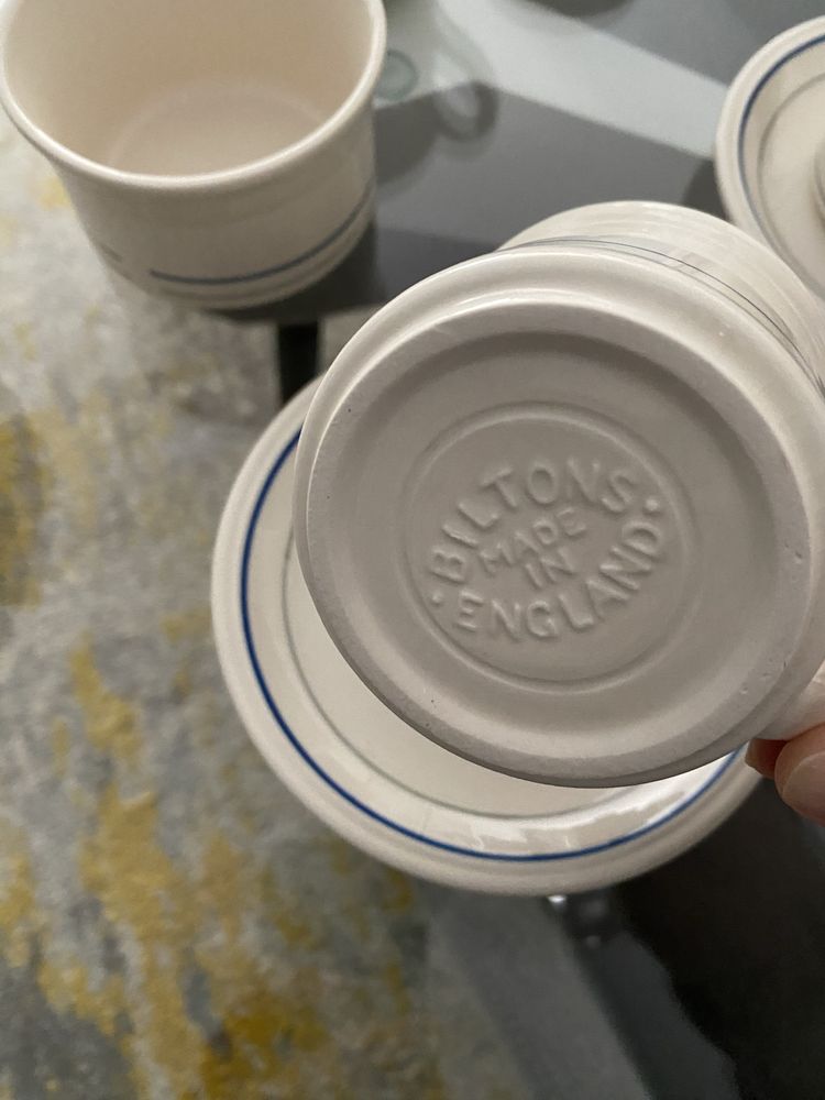 Serviço de chá em porcelana inglesa