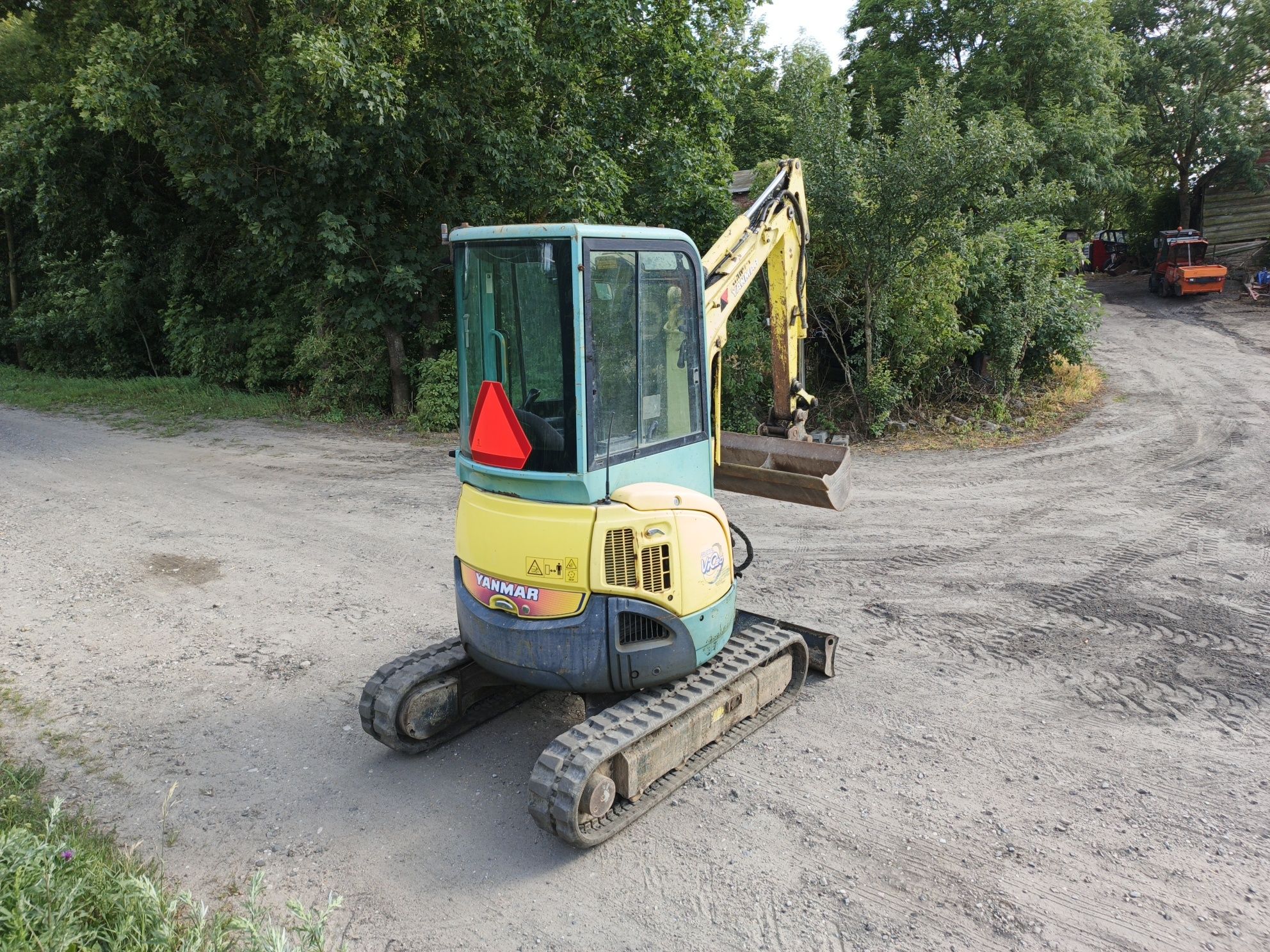 Minikoparka YANMAR VIO 20 ( nie Kubota nie Bobcat nie Case )