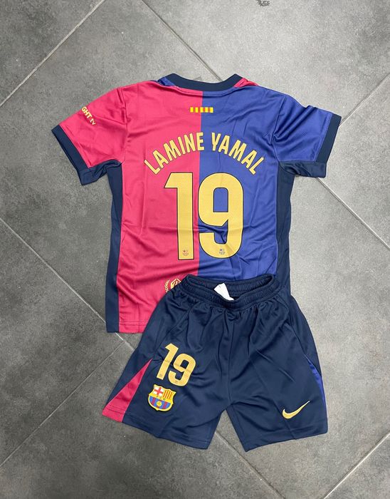 Equipamento Lamine Yamal Barcelona criança