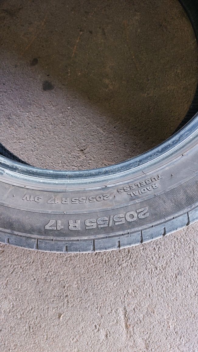Шини 205/55 R17  Continental ContiPremiumContact 2