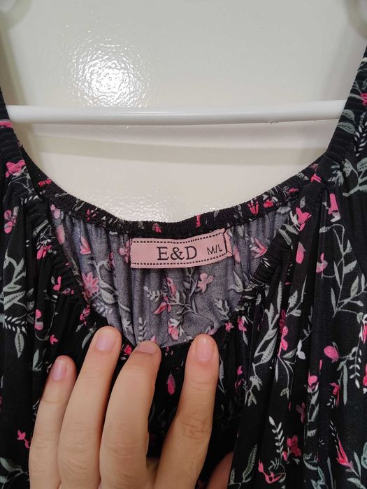 Vestido preto longo preto padrão floral - E&D, M/L