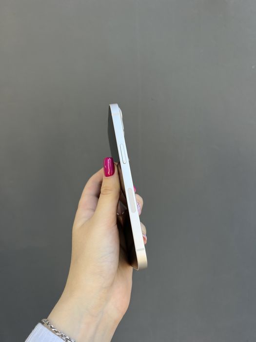 iPhone 13 128 Gb + AirPods Pro 2 при покупці безкоштовно!